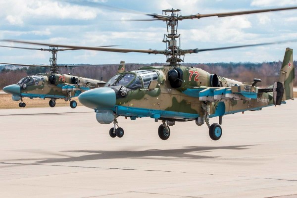 Первые модернизированные ударно-разведывательные вертолеты Ка-52М поставлены в российскую армию