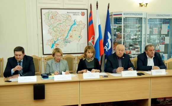 Миллиард рублей дополнительно – на социальную поддержку жителей Волгоградской области