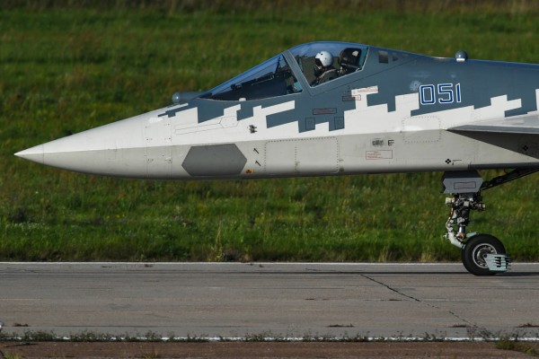 Начальник отдела кабин ОКБ Сухого: на Су-57 достигнута максимальная автоматизация «рутинных» процессов пилотирования и боевого применения