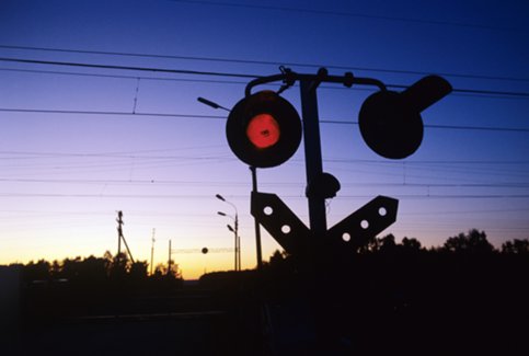 В Волжском начат ремонт на ж/д переездах