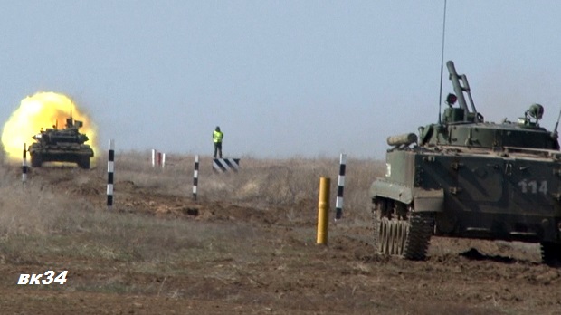 На полигоне «Прудбой» в Волгоградской области проходят окружные этапы конкурсов «Танковый биатлон», «Суворовский натиск» и «Снайперский рубеж»