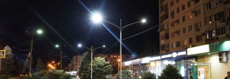 В Волжском установили новую линию освещения